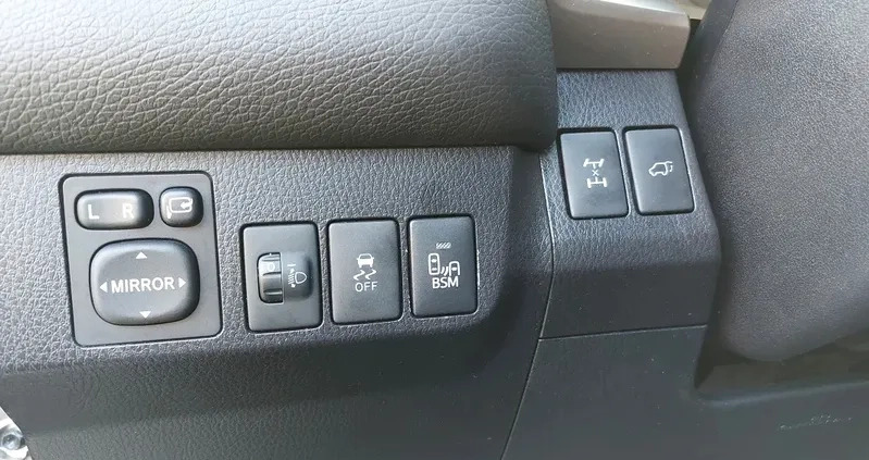 Toyota RAV4 cena 64990 przebieg: 150000, rok produkcji 2015 z Żychlin małe 67